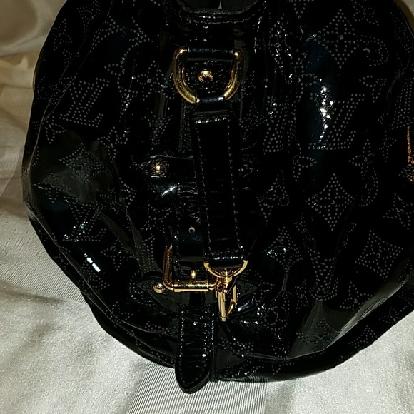 Louis Vuitton Surya Noir black hobo purse - Picture 3 of 7